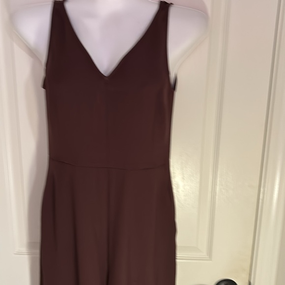 🌺Like New - sleeveless romper - Picture 2 of 5